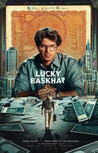 فیلم هندی Lucky Baskhar 2024 1 MV5BMjEzN2ZjYjUtZTI3NC00MzMyLWJiNDAtMDBiZGEzNTBiY2RkXkEyXkFqcGc@. V1 SX500