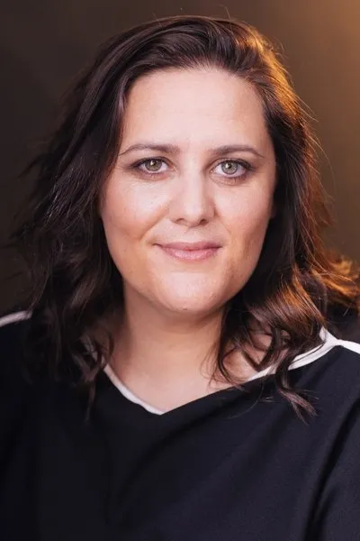 Karen Ascoe