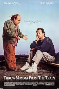 فیلم Throw Momma from the Train 1987 1 MV5BMjgyNjlmMjUtYjIyYy00OTY0LWI0YzgtZWNiYTI5MzM4MzA1XkEyXkFqcGc@. SY600 SX400
