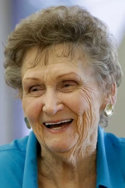 Lynn Phillips