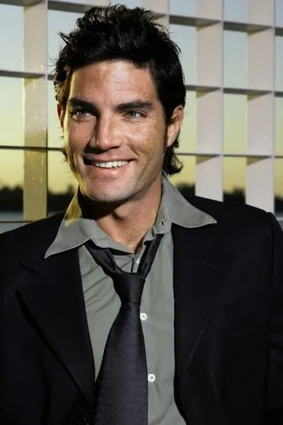 Miguel Lawner